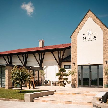 Milia Wine & Event Resort Dunajský Klátov 外观 照片