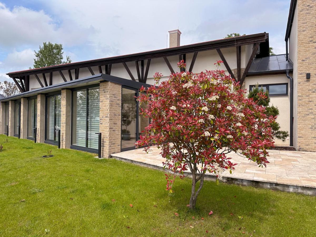 Milia Wine & Event Resort Dunajský Klátov 外观 照片